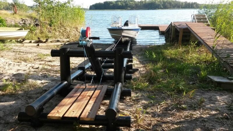 Boat dock M